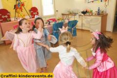 Prinzessinnen-Ritter-Kindergeburtstag-3