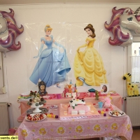 dekoration-kindergeburtstag-prinzessin-ritter-party-11-jpg