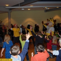 kinder-mini-disco-kinder-weihnachtsfest-5