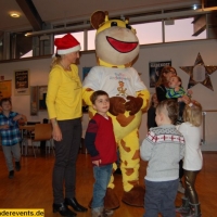 raffini-maskottchen-walk-act-firmenfeier-1