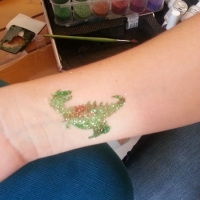 glitzer-tattoos-kinderparty-buchen-1