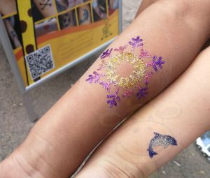 Glitzer-Tattoos_Hairwraps_Weiher_Lambsheim_2020-35