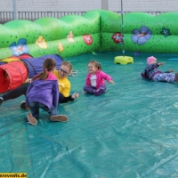 Kinderbetreuung mit Spielwiese Frauen Lauf Ludwigshafen (27).JPG
