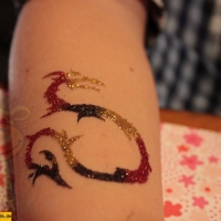 kindergeburtstag-bruehl-glitzer-tattoos-5