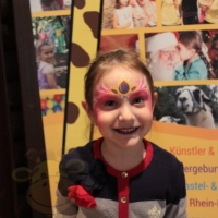 kindergeburtstag-bruehl-kinderschminken-3