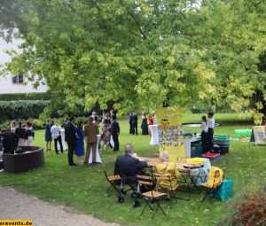 Hochzeit-Schloss-Neuhaus-Sinsheim-2021-24