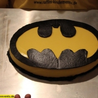 batman-kuchen-kindergeburtstag-12