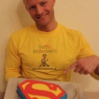 superman-kuchen-kindergeburtstag-24