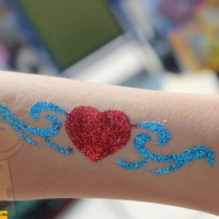 glitzer-tattoos-maimarkt-messe-4