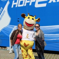 maimarkt-mannheim-kinderschminken-raffini-maskottchen-glitzer-tattoos-57
