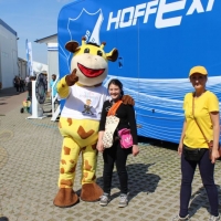 maimarkt-mannheim-kinderschminken-raffini-maskottchen-glitzer-tattoos-58