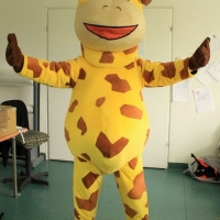raffini-kinderevents-maskottchen-walk-act