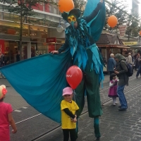 stelzen-laeufer-figuren-jpg