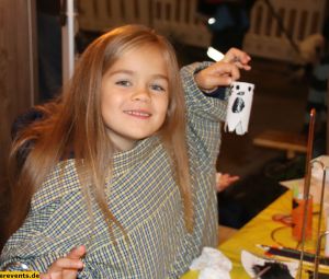 MVV-Nachbarschaftsoase-Halloween-Basteln-27102022-11