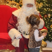 Nikolaus Foto Aktion Rhein-Neckar-Zentrum Viernheim 06Dezember 2014 (69)