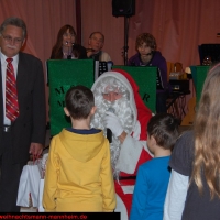 nikolaus-besuch-kinder-bescherung-schrebergarten-verein-viernheim-am-08-12-2012-13