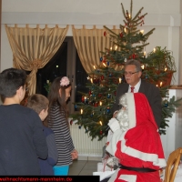 nikolaus-besuch-kinder-bescherung-schrebergarten-verein-viernheim-am-08-12-2012-19