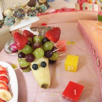 obst-haepchen-snacks-kindergeburtstag-party-jpg
