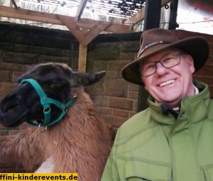 Lama-Wanderung-Pfalz-buchen-11