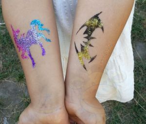 Glitzer-Tattoos-Sommerparty-15
