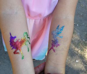 Glitzer-Tattoos-Sommerparty-17