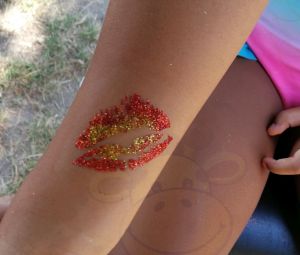 Glitzer-Tattoos-Sommerparty-8