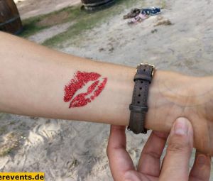Glitzer-Tattoos_Haarstraehnchen_buchen-30