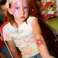 glitzer-tattoos-kinderfest-hauptbahnhof-mannheim-20-07-10