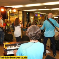 Kinder Sommerfest Hauptbahnhof Mannheim 2015 (196).JPG