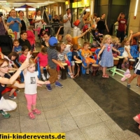 Kinder Sommerfest Hauptbahnhof Mannheim 2015 (55).JPG