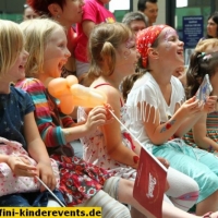 Kinder Sommerfest Hauptbahnhof Mannheim 2015 (90).JPG