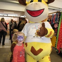 Recycling Basteln, Glitzer Tattoos, Maskottchen Messe (12)