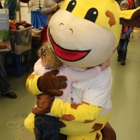 Recycling Basteln, Glitzer Tattoos, Maskottchen Messe (16)