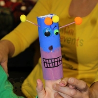 Recycling Basteln, Glitzer Tattoos, Maskottchen Messe (27)