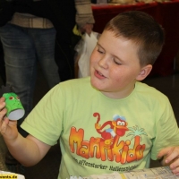 Recycling Basteln, Glitzer Tattoos, Maskottchen Messe (81)