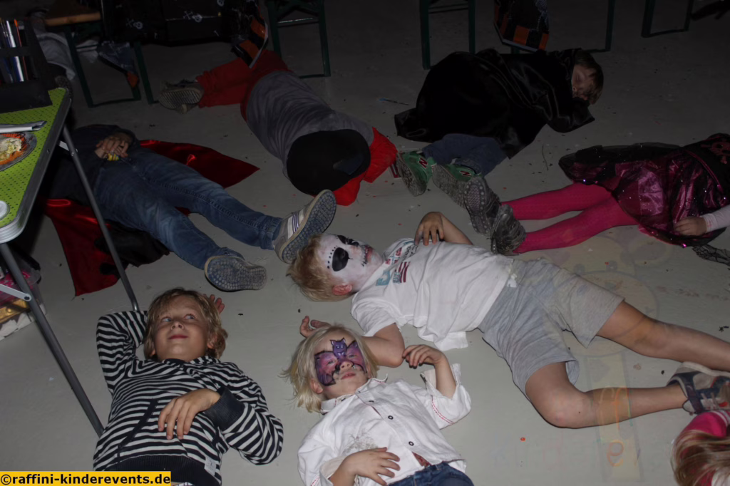 Kinderanimation, Spiele Halloween Kinder