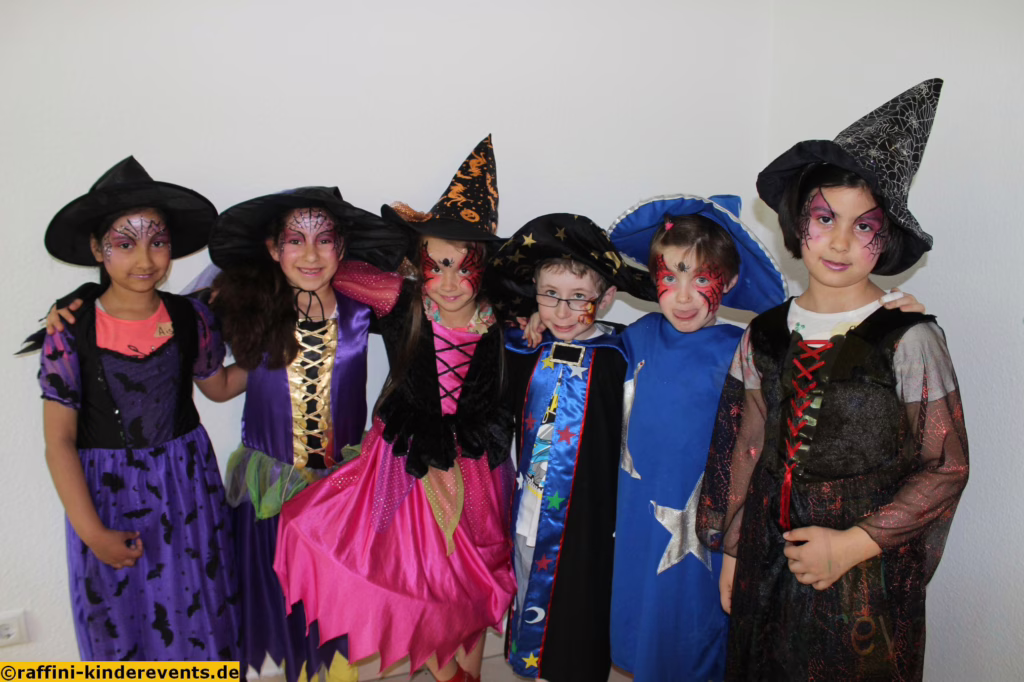 Halloween, Grusel, Hexen Kostueme buchen