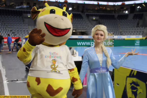 Raffini Maskottchen Elsa Frozen, SAP Arena
