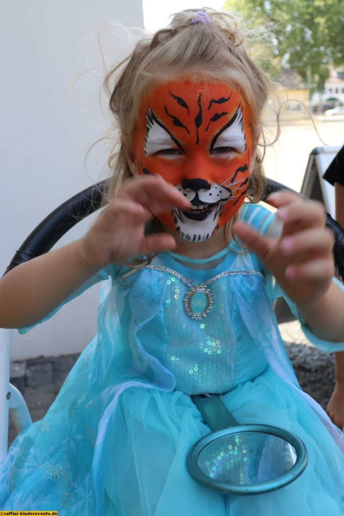 Depot LU Facepainting, Glitzer Tattoos